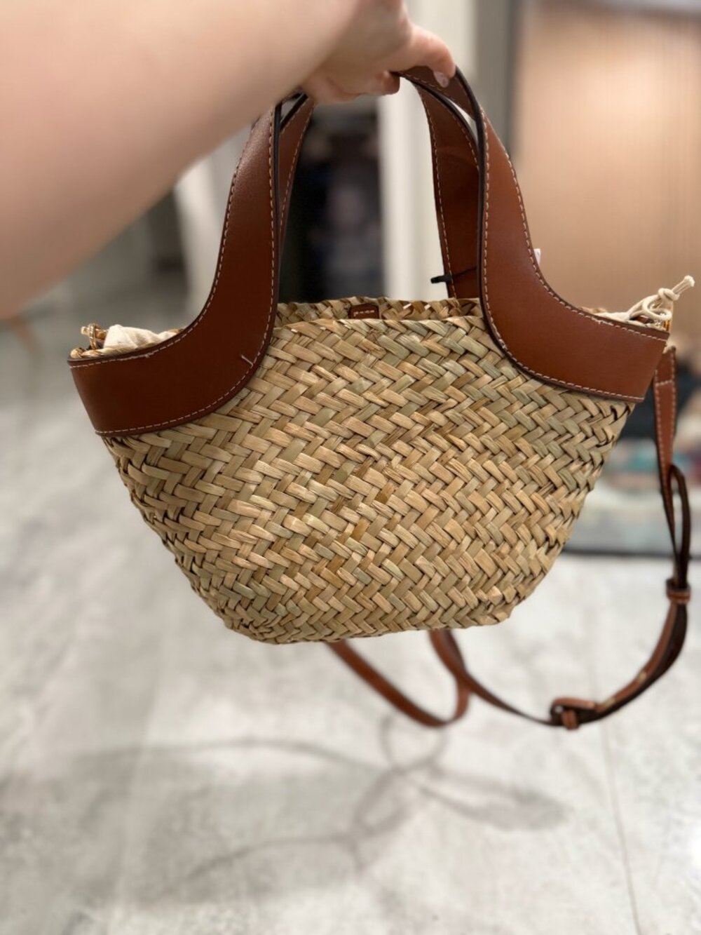 Mango Woven Straw Crossbody Basket Bag - Picture 4 of 5